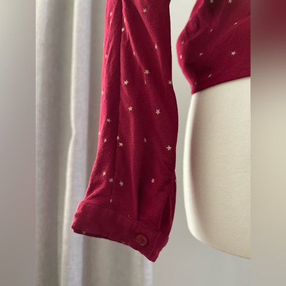 Rails Sloane Rogue Gradient Stars Button Down V-Neck Shirt In Dark Red Size M - Picture 9 of 14